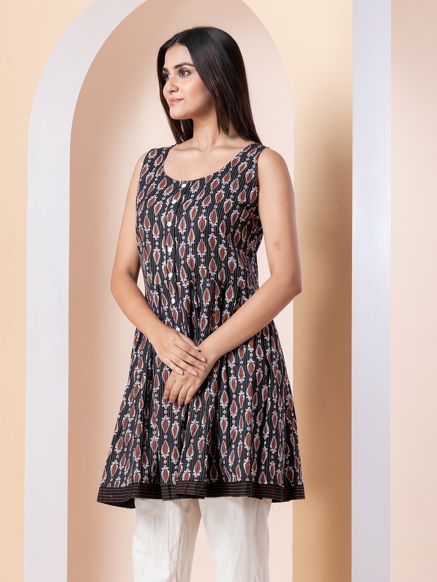 Kite Styles Black Sleeveless Printed Short Kurti