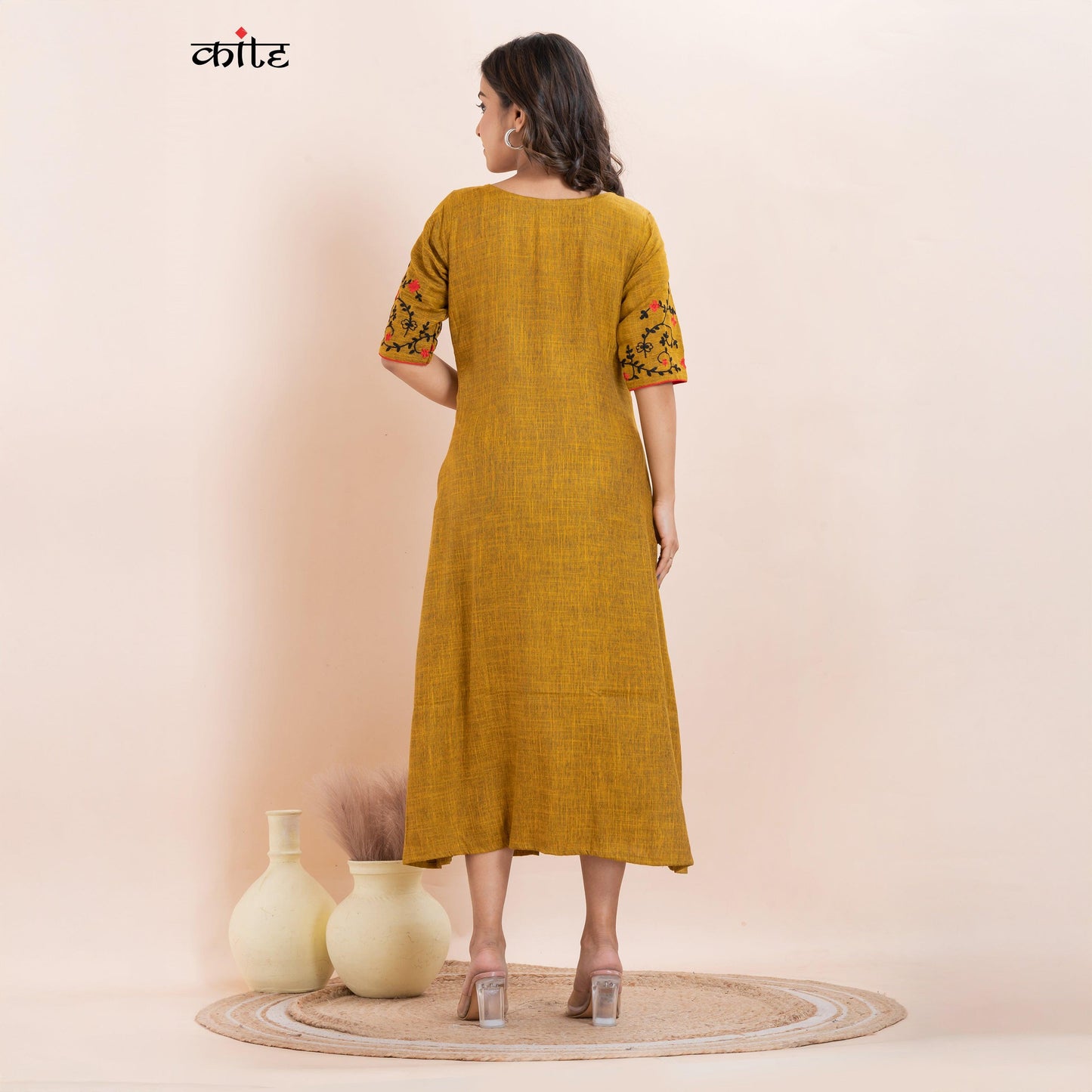 Women's Rayon Two tone Embroidery Kurti