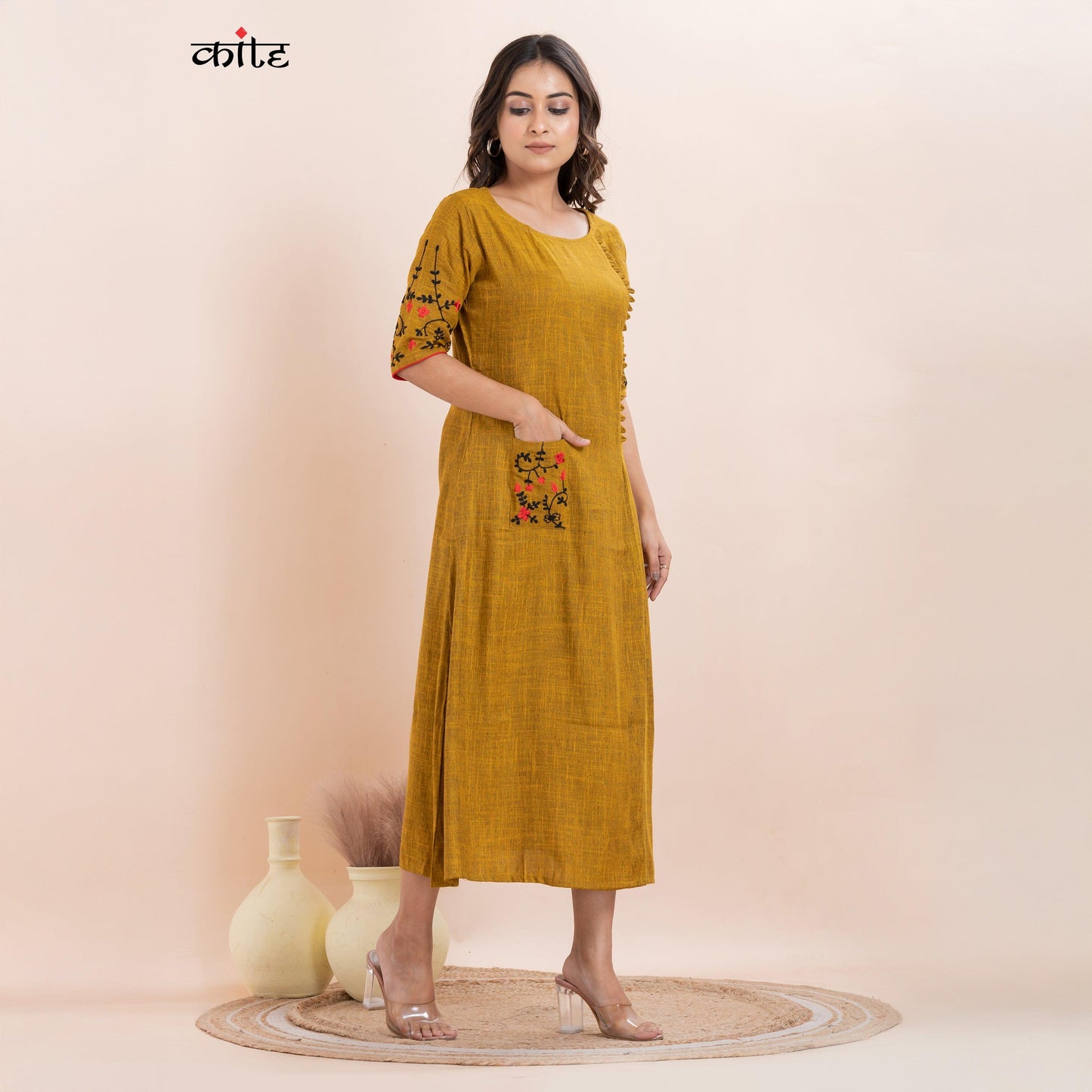 Women's Rayon Two tone Embroidery Kurti