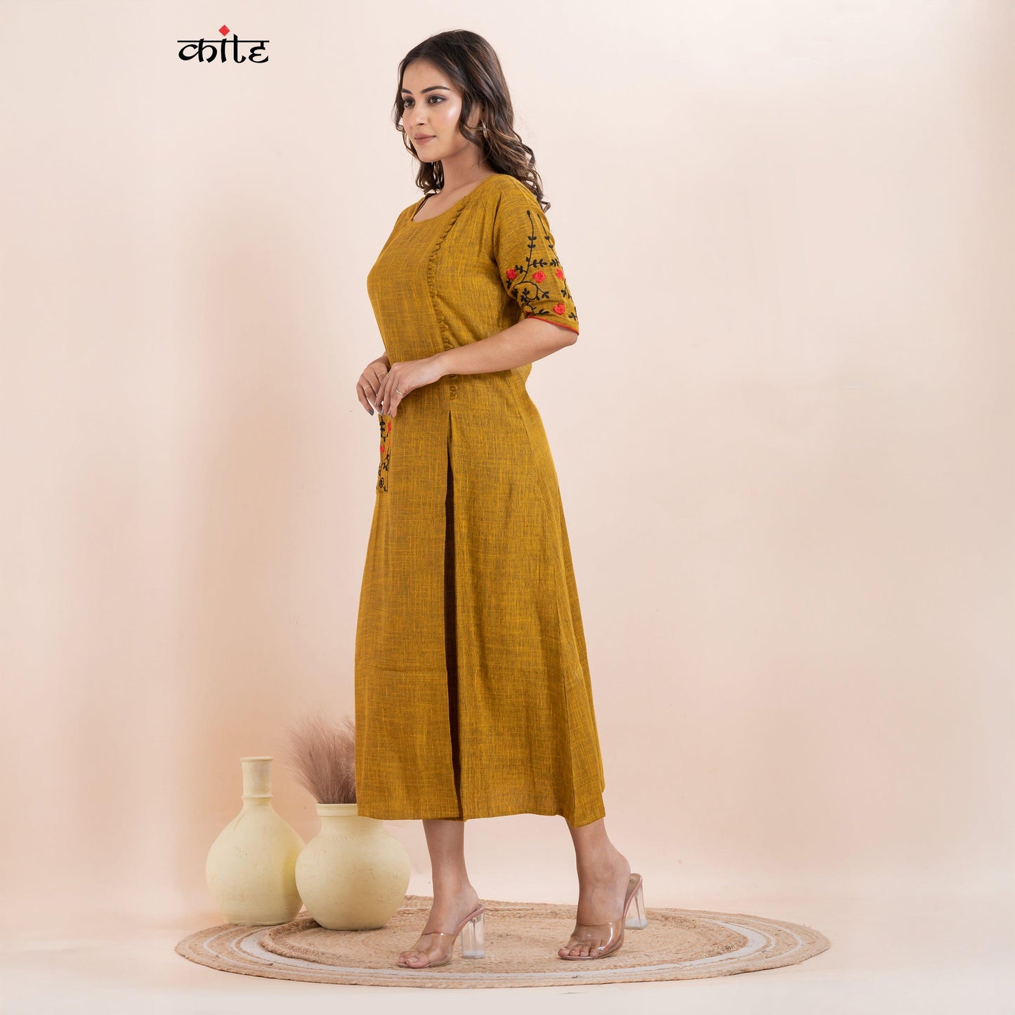 Women's Rayon Two tone Embroidery Kurti