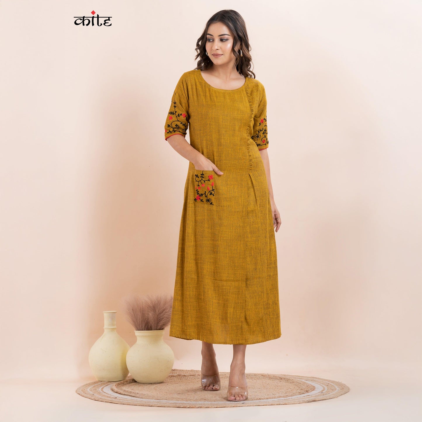 Women's Rayon Two tone Embroidery Kurti