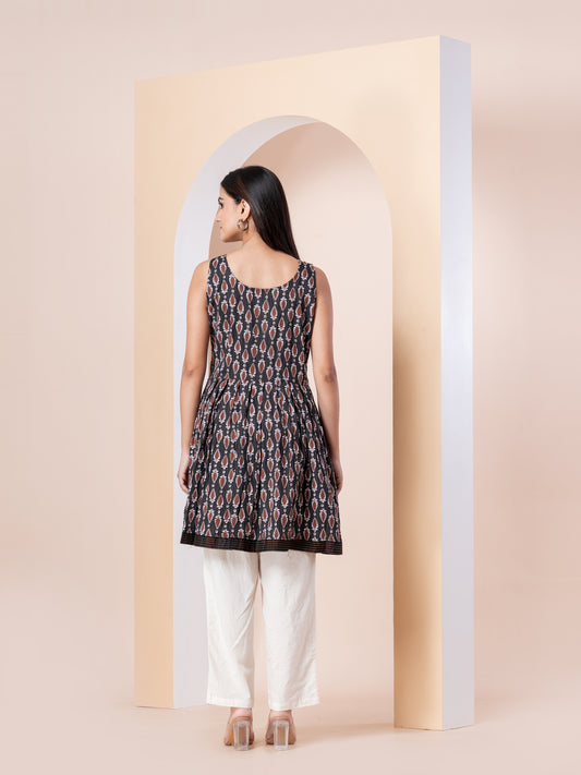 Kite Styles Black Sleeveless Printed Short Kurti