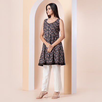 Kite Styles Black Sleeveless Printed Short Kurti